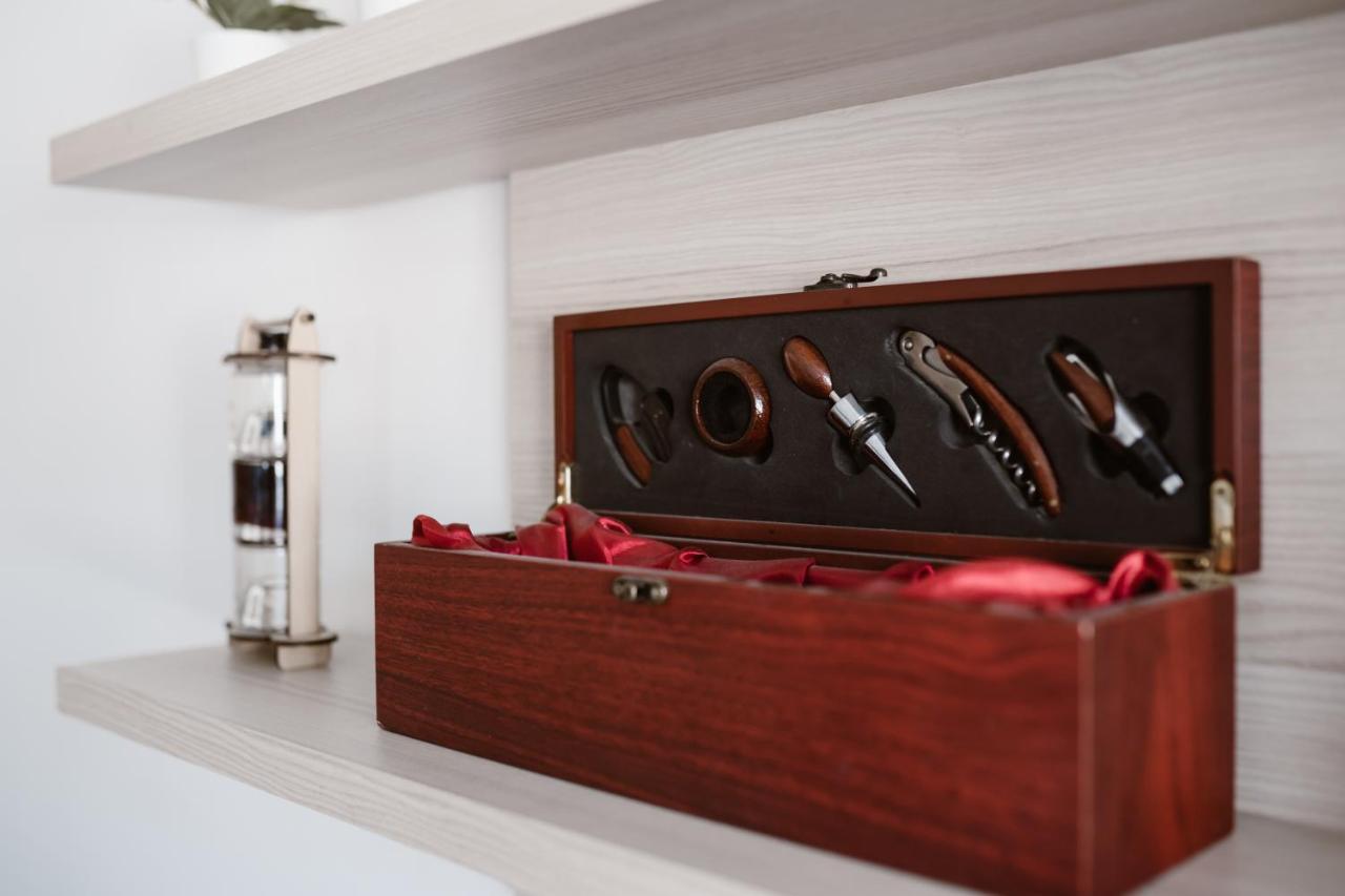 Super Petrova Apartment Загреб Екстериор снимка